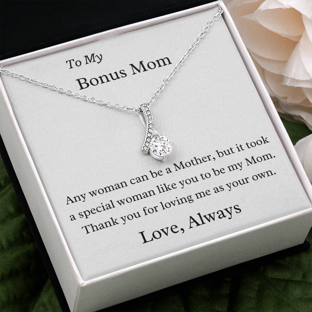 To My Bonus Mom Necklace - A Special Woman Thank You For Loving Me As Your Own - Gift for Mom, Gift for Mother's Day, Alluring Beauty Necklace