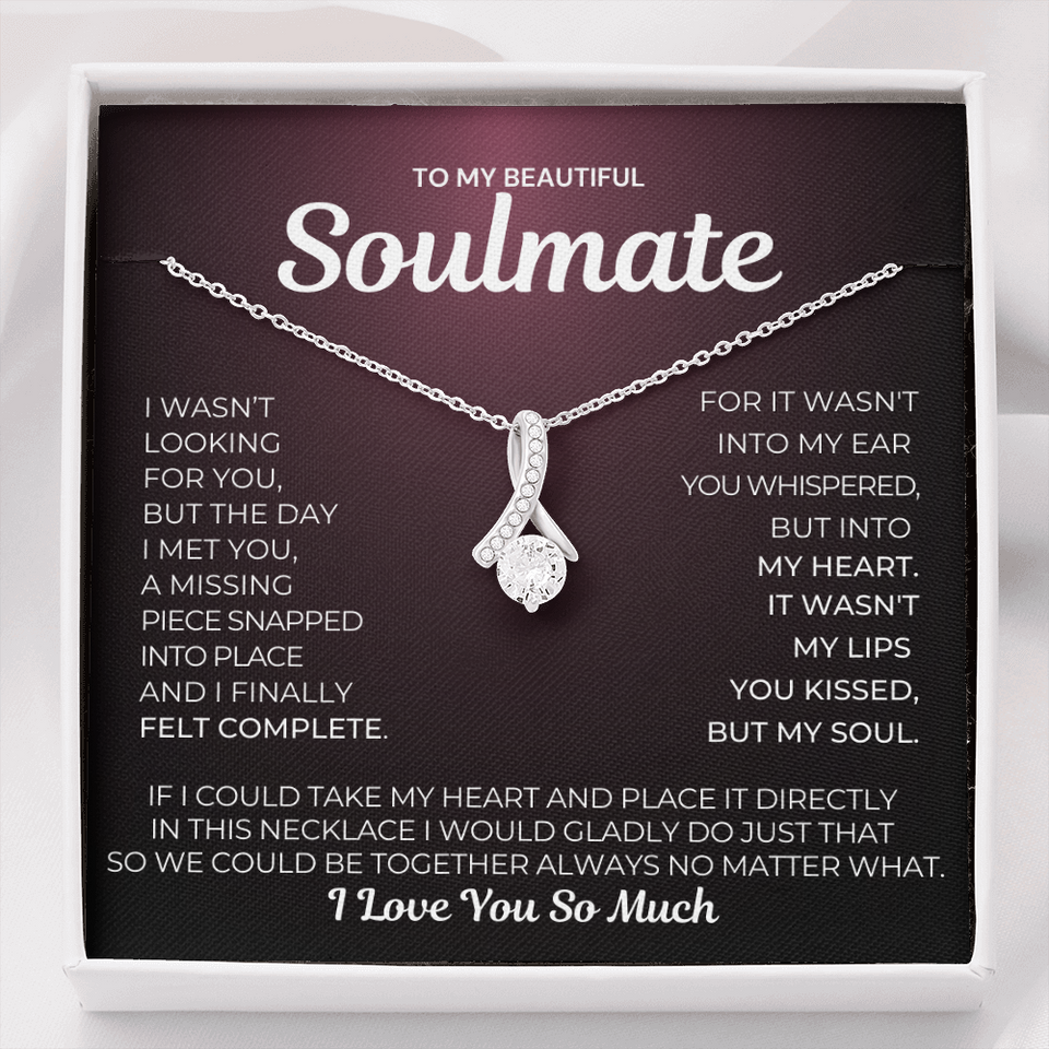 Alluring Beauty Necklace- Kissed my soul Carry my Heart Necklace Limited Edition - Grabs Yours Now! Gift For Wife