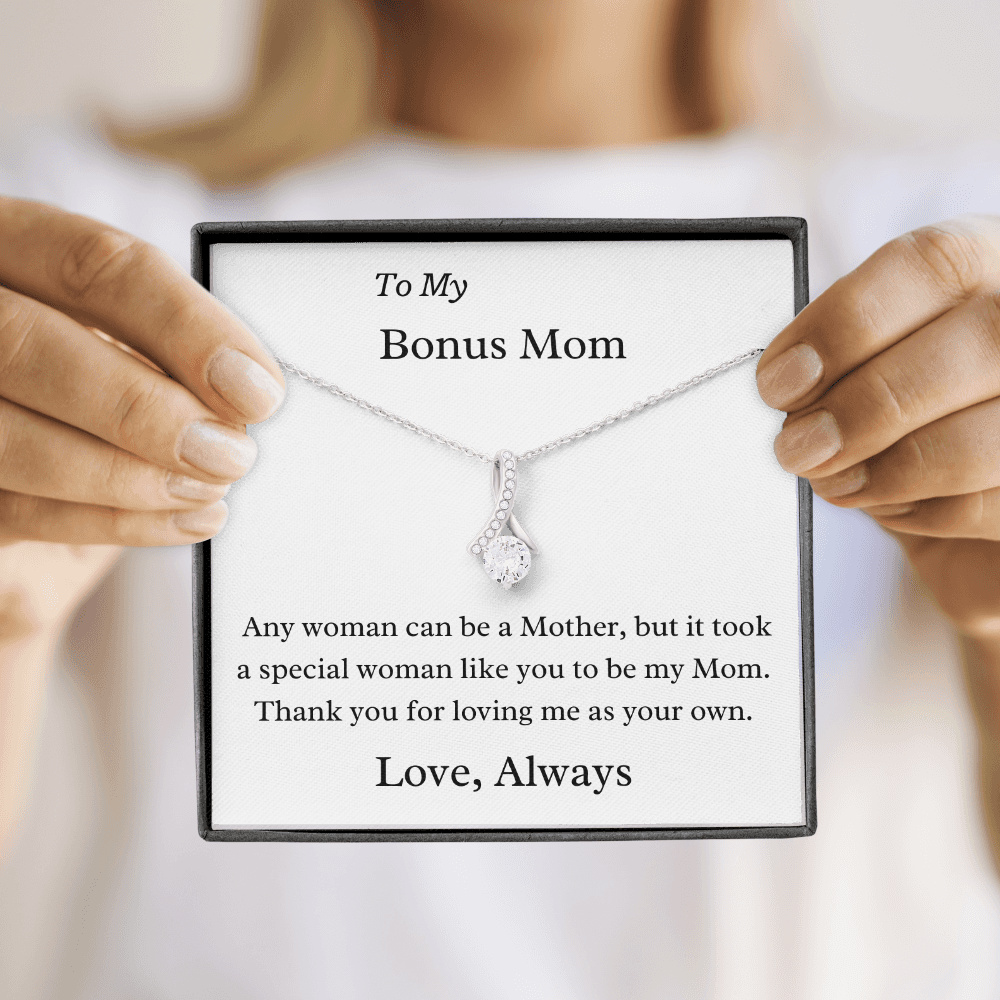 To My Bonus Mom Necklace - A Special Woman Thank You For Loving Me As Your Own - Gift for Mom, Gift for Mother's Day, Alluring Beauty Necklace