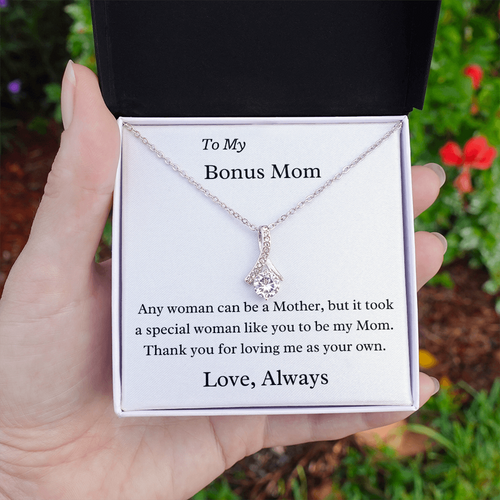To My Bonus Mom Necklace - A Special Woman Thank You For Loving Me As Your Own - Gift for Mom, Gift for Mother's Day, Alluring Beauty Necklace