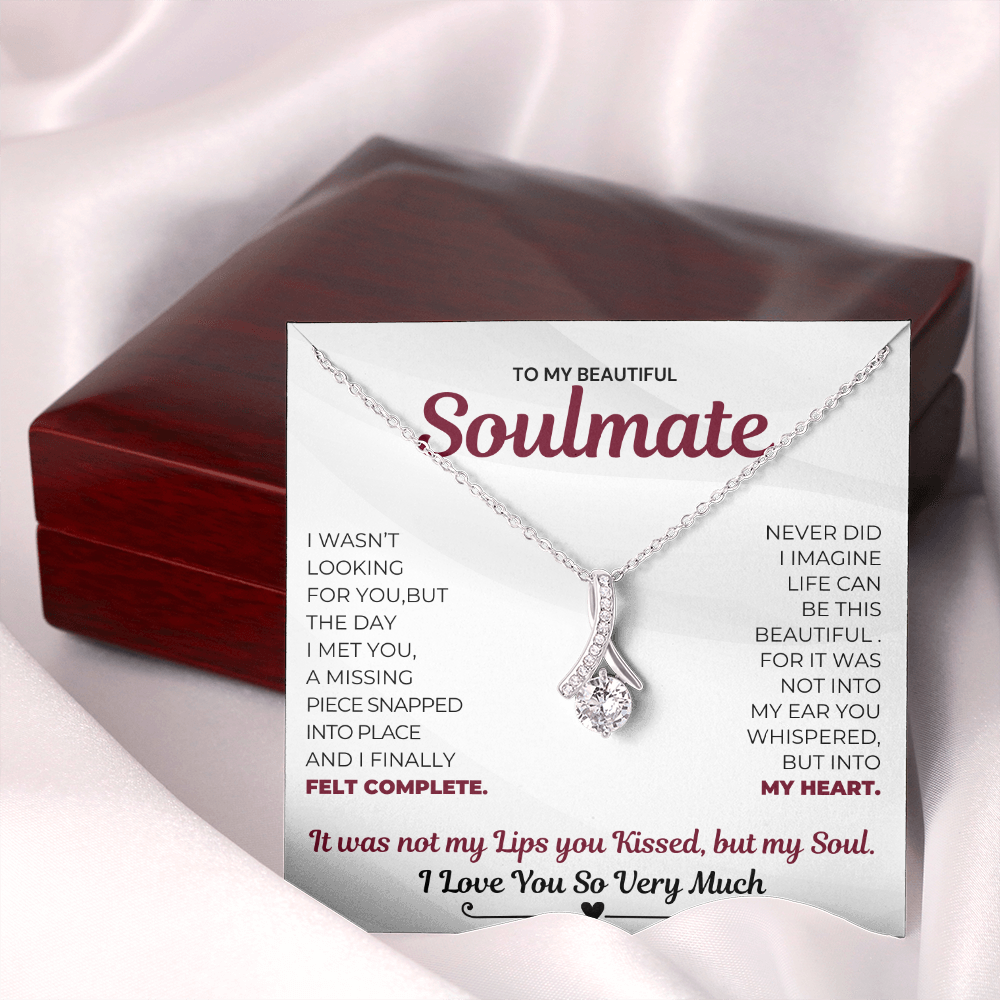 Alluring Beauty Necklace- Soulmate Necklace Kissed My Soul Limited Edition - Grabs Yours Now! Gift For Wife