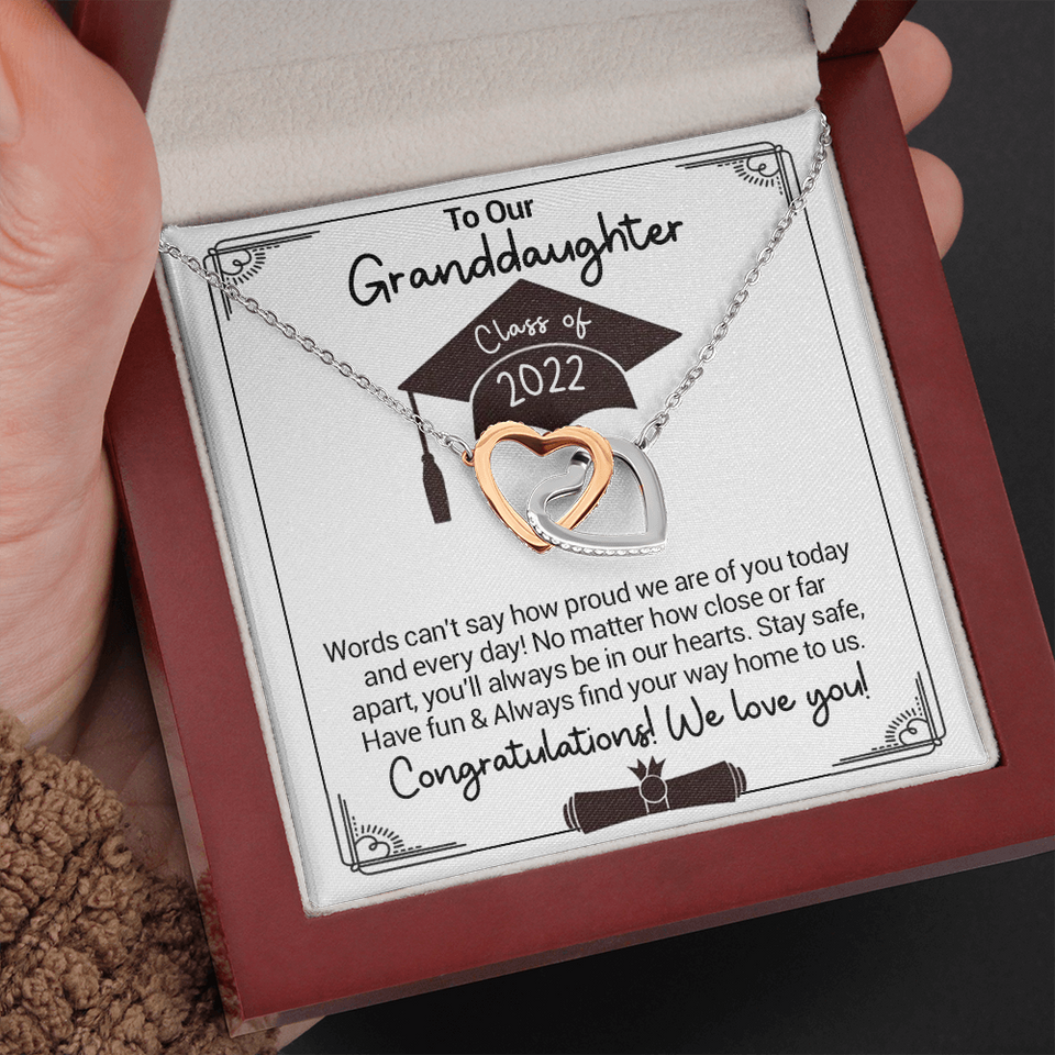 To Our Granddaughter Class Of 2022 - Words Can't Say How Proud We Are - Interlocking Hearts Necklace