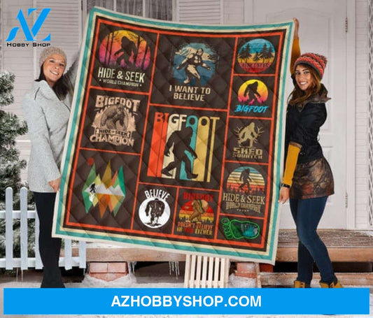 Bigfoot Blanket, Bigfoot Camping Vintage Retro Fleece Blanket