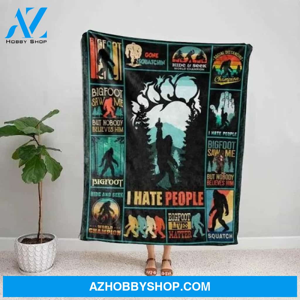 Bigfoot Middle Finger I Hate People Gone Squatchin Retro Vintage Fleece Blanket