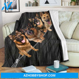 Black Funny German Shepherd Blanket Dog Lover Gifts, Gift For Family Friends Birthday Gift Home Decor Bedding Couch Sofa Soft