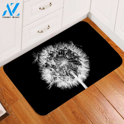 B&W Dandelion Door Mat