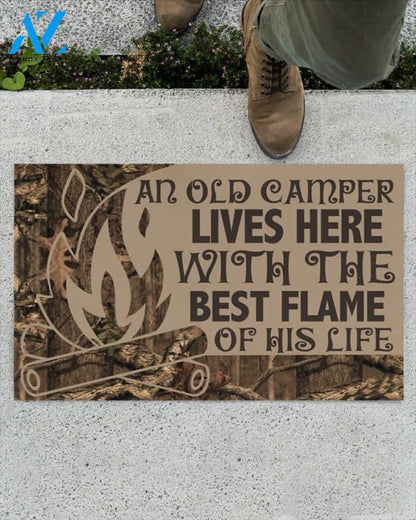 Camping Doormat, An Old Camper Lives Here With The Best Flame Doormat, Gift For Camping Lovers, Gift For Friend Family Birthday Gift Decor Warm House Gift Welcome Mat