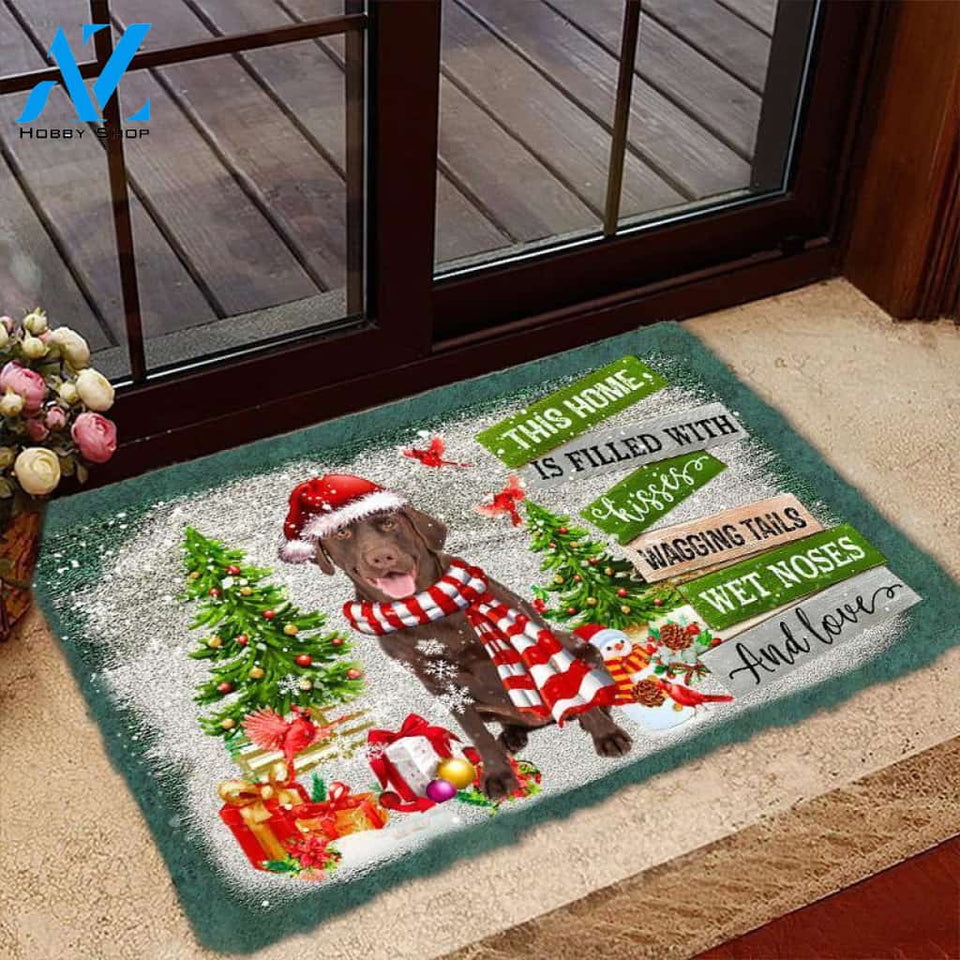 Chocolate Labrador Retriever 02 This Home Is Filled With Kisses Christmas Dog Doormat