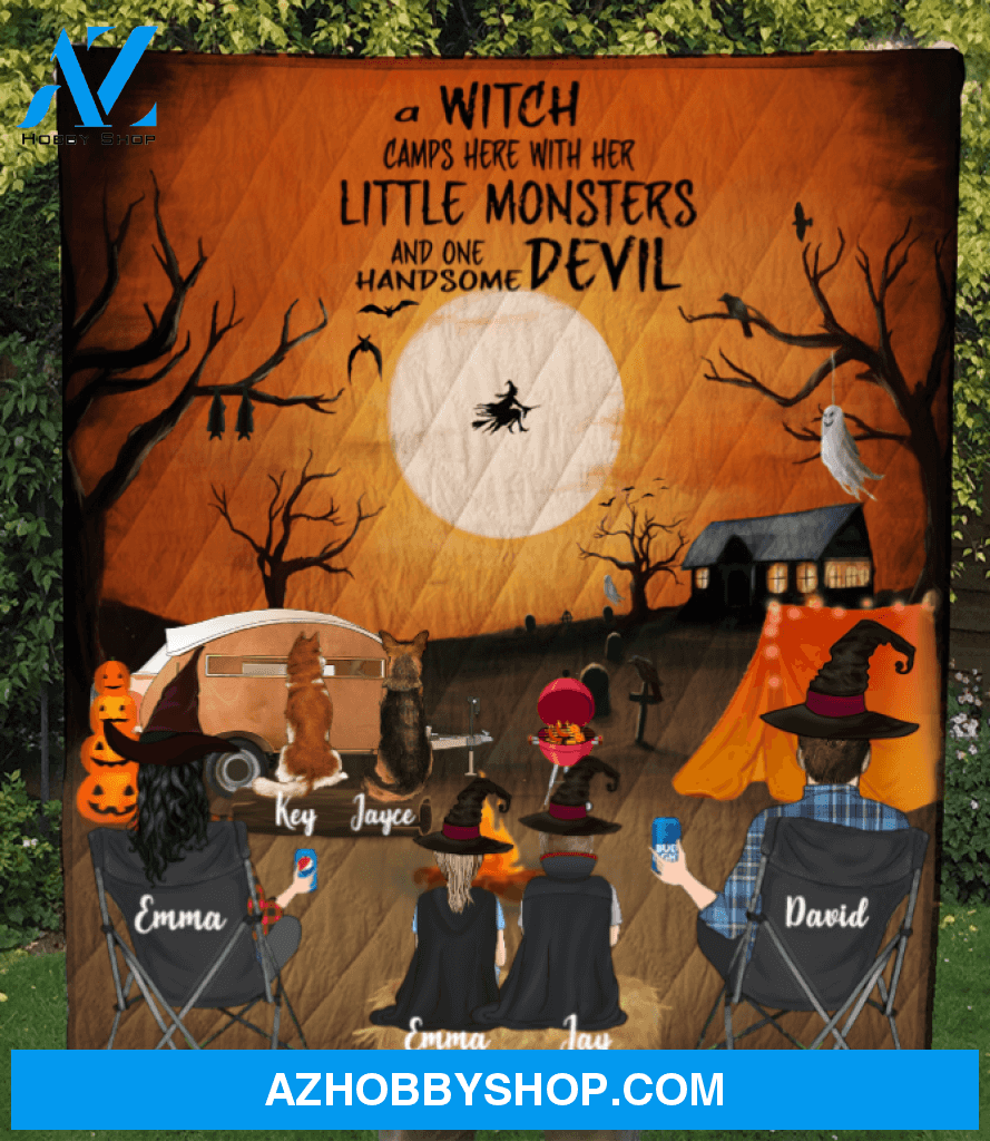 Couple With 2 Kids And 2 Pets, Family With 2 Kids And 2 Pets, Camp-O-Ween Quilt Blanket