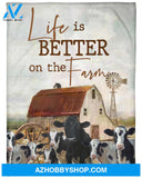 Cow Life Is Better On The Farm Fleece Blanket, Gift For Cow Lovers Gift For Family Friend Home Decor Bedding Couch Sofa Soft And Comfy Cozy