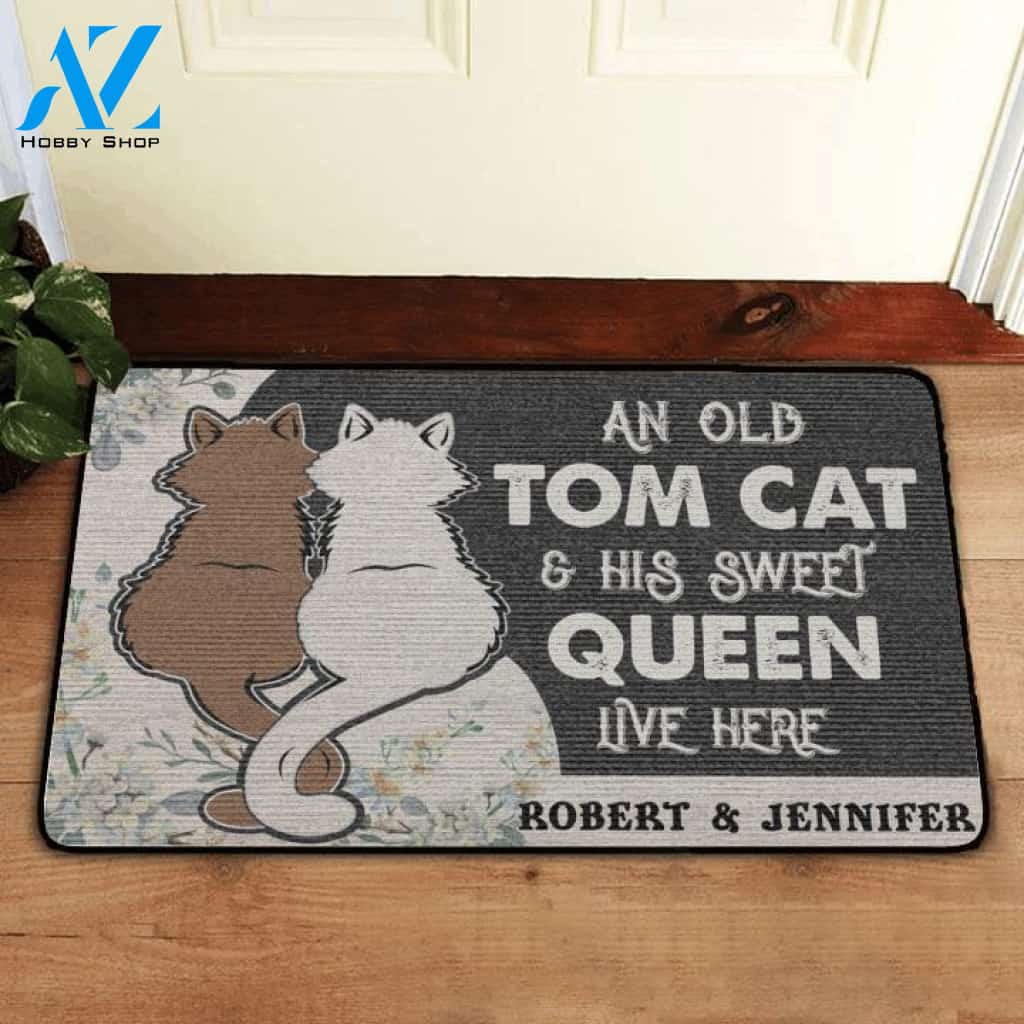 Custom An Old Tom Cat And His Sweet Queen Live Here Doormat | Welcome Mat | House Warming Gift