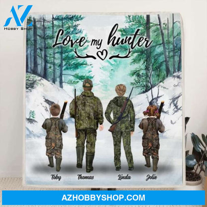 Custom Personalized Hunting Fleece Blanket/Quilt Blanket - Parents With Up To 2 Kids/ Couple/Single Parent/Solo Man/Woman - Best Gift For Hunting Lovers