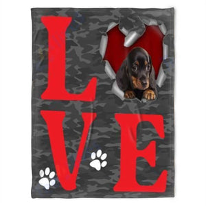 Dachshund Dog Love Valentine's Day Fleece Blanket Home Decor Bedding Couch Sofa Soft And Comfy Cozy