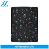 Death's Head Fleece Blanket Spiders Spooky Gift For Family Birthday Friend Halloween Gift Home Decor Bedding Couch Sofa Soft and Comfy Cozy