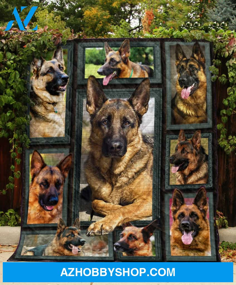 Dog Blanket - Gift Idea for Dog Lovers, Dog Dad Mom - German Shepherd Quilt Blanket V1