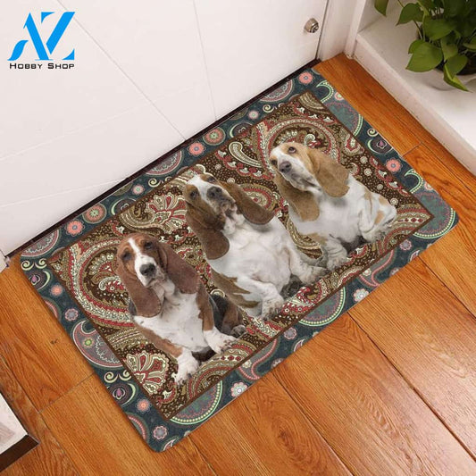 Dog Paisley Pattern Basset Hound Doormat