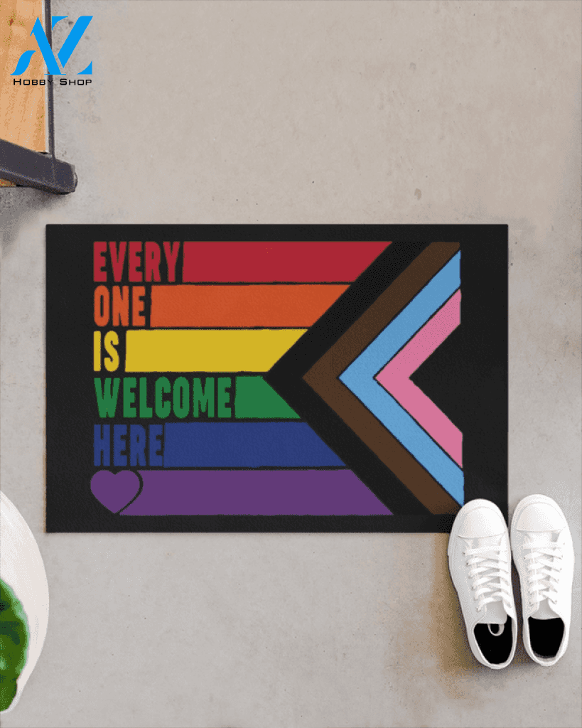 Everyone is welcome here Doormat | Welcome Mat | House Warming Gift