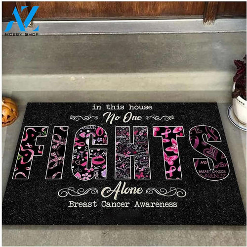 Family Breast Cancer Awareness Doormat on Halloween : In This House Indoor and Outdoor Doormat Warm House Gift Welcome Mat Gift for Friend Family