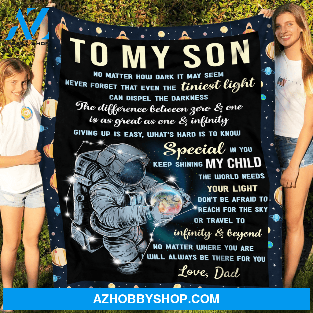 Fleece Blanket - The World Needs Your Lights - Gift From Dad To Son, Fleece Blanket With Quotes, Astronaut ' Galaxy Artwork