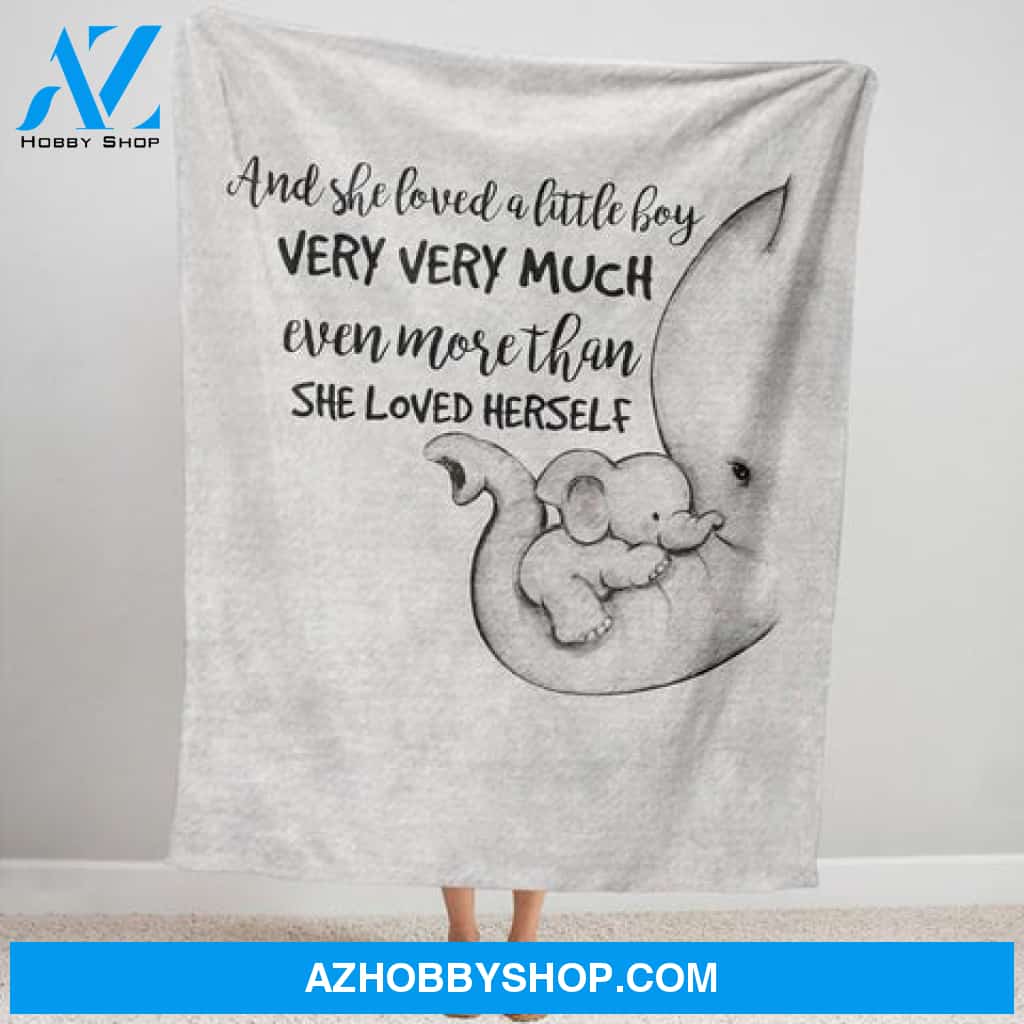 Gift For Mother Blanket, And She Loves A Little Boy Very Much Fleece Blanket