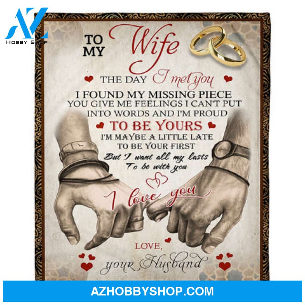 GIft For Wife Blanket, To My Wife I Love You Rings Hand In Hand Fleece Blanket