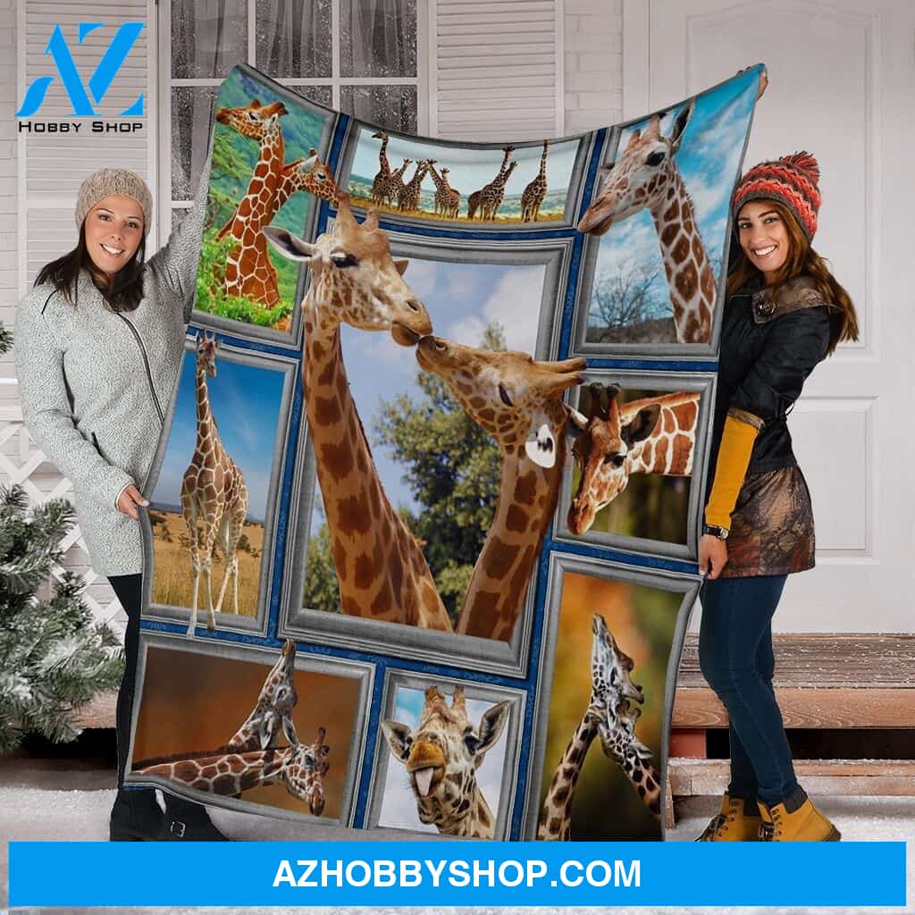 Giraffes K Fleece Blanket