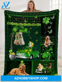 Golden Retriever Dog Irish Shamrock St. Patrick's Day Blanket Gift For Dog Lovers Birthday Gift Home Decor Bedding Couch Sofa Soft and Comfy Cozy
