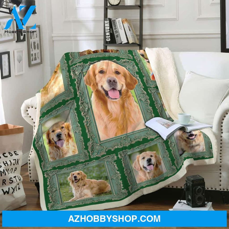 Golden Retriever Green Frame Fleece Blanket, Golden Retriever Dog lovers Gift For Family & Friends Gift Home Decor Bedding Couch Sofa Soft And Comfy Cozy