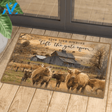 Highland Cattle Live Like Someone Left The Gate Open Doormat Gift For Highland Cattle Lovers Birthday Gift Home Decor Warm House Gift Welcome Mat