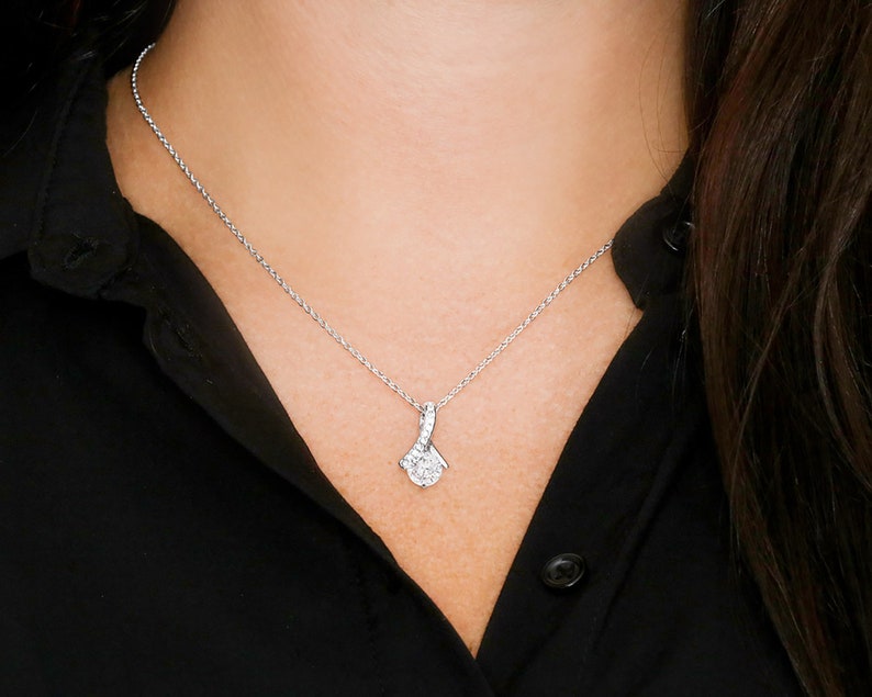 To My Girlfriend Necklace, Anniversary Gift for Girlfriend, Girlfriend Necklace, Girlfriend Birthday, Valentines Day Gift For Girlfriend, Alluring Beauty Necklace