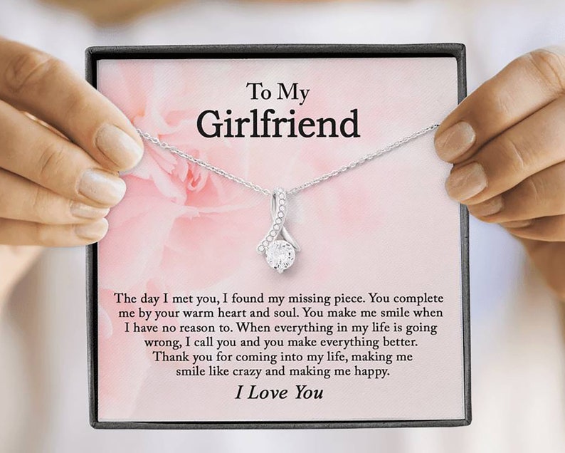 To My Girlfriend Necklace, Anniversary Gift for Girlfriend, Girlfriend Necklace, Girlfriend Birthday, Valentines Day Gift For Girlfriend, Alluring Beauty Necklace