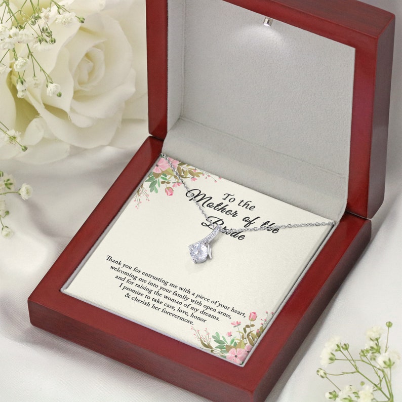 To Mother of the Bride Necklace Thank you for entrusting me with piece of your heart Wedding Gift Alluring Beauty Necklace LX334C