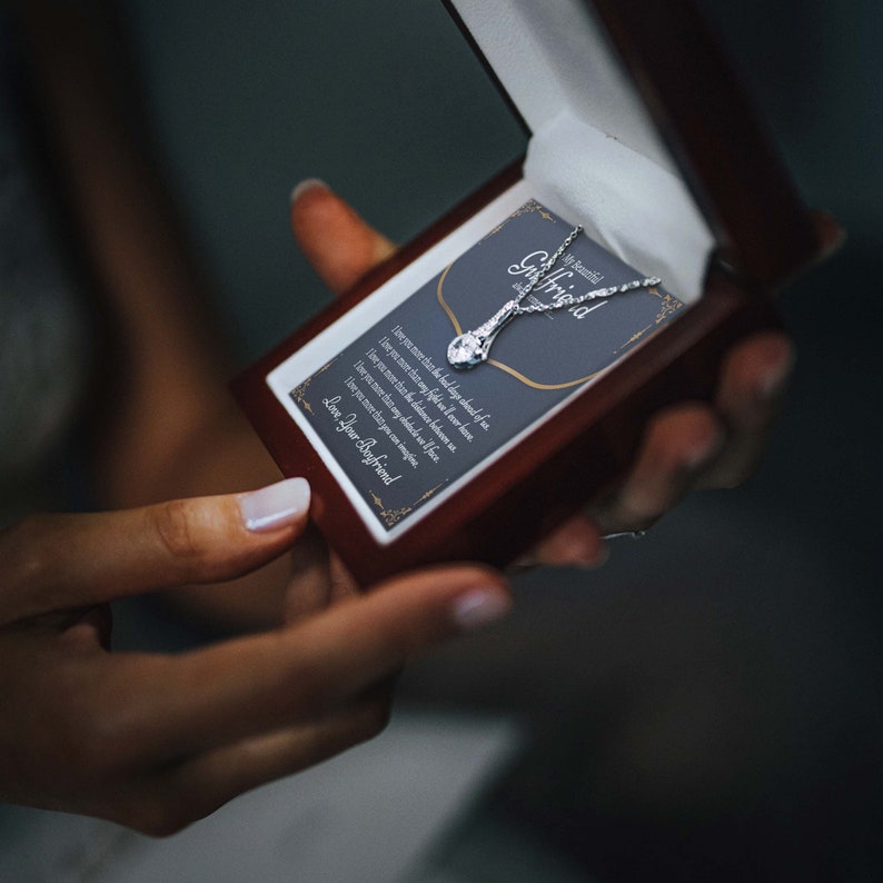 My Beautiful Girlfriend Necklace, First Birthday Gift For Girlfriend, Best Gift For Girlfriend on her Birthday, Surprise Gift For Girlfriend, Alluring Beauty Necklace