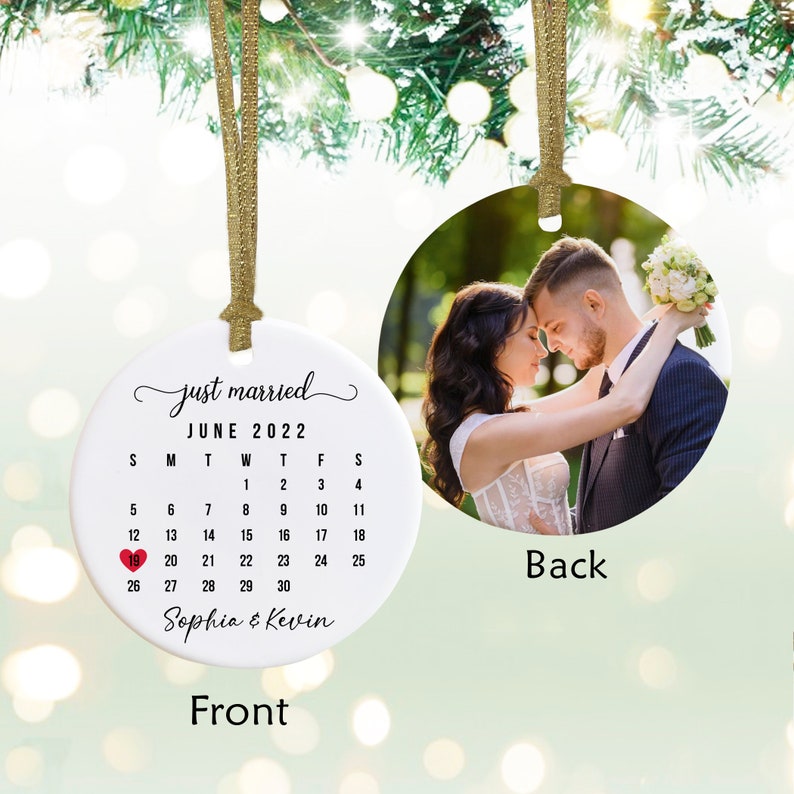 Just Married Ornament, Just Married Gifts, First Christmas Married Calendar, Friends Marriage Keepsake, Newly Married Gift-Orc001
