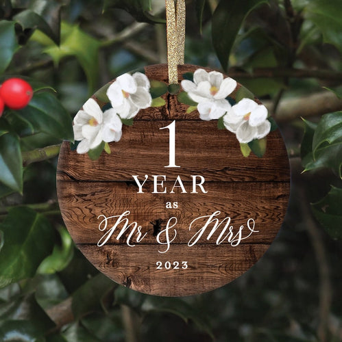 1 Year Anniversary Gift, Anniversary Gifts For Couples, Mr And Mrs Ornament, First Year Married Christmas Ornament, One Year Anniversary