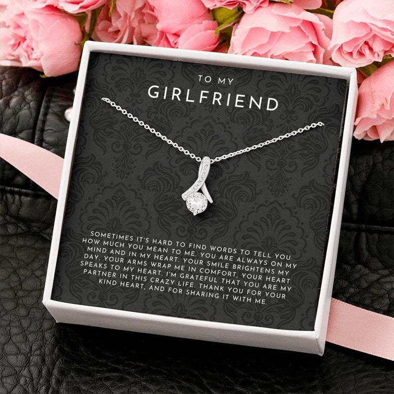 Necklace For Girlfriend - Valentines Day Gift, Girlfriend Gifts, Girlfriend Birthday Gifts, Girlfriend Jewelry, Alluring Beauty Necklace