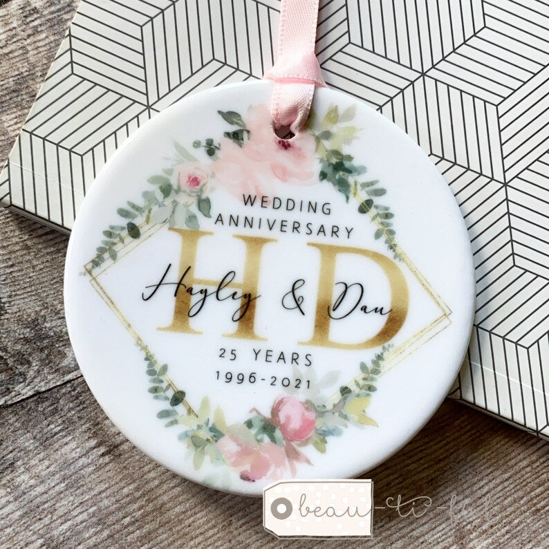 Personalised Wedding Anniversary Names Mr & Mrs 25Th 50Th 1St Pink Floral Greenery Ceramic Round Decoration Ornament Keepsake