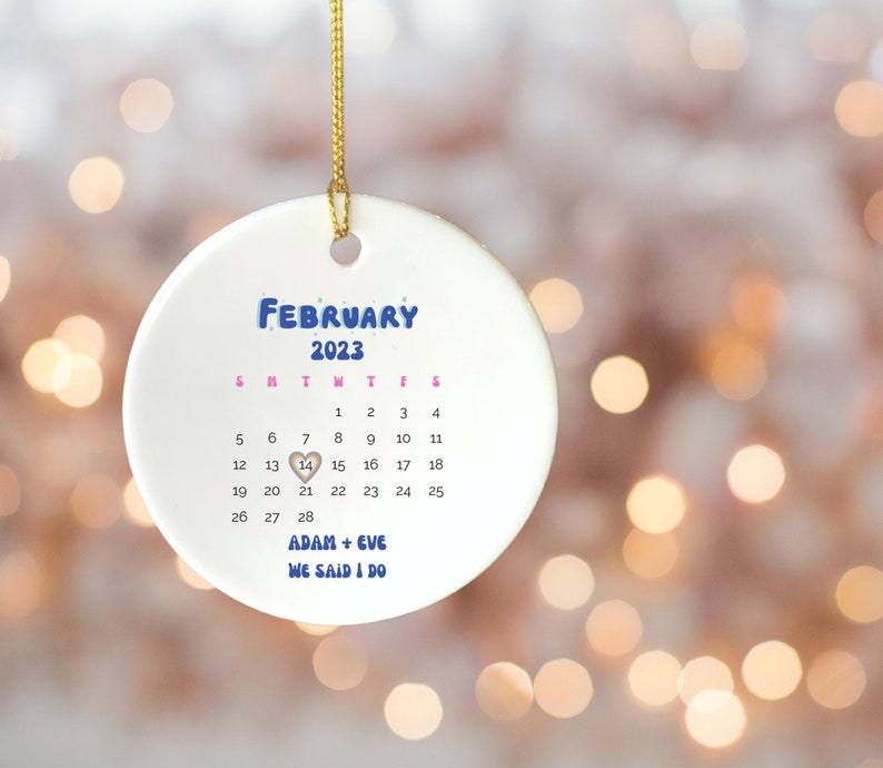 Married Ornament , Wedding Gift , Wedding Date Ornament , Calendar, Anniversary Gift , Our First Christmas , Newlywed Gift , Engagement Gift