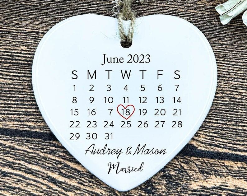 Married Ornament, Wedding Date Ornament, Wedding Gift, Anniversary Gift, Calendar, Our First Christmas, Newlywed Gift, Couple Gift