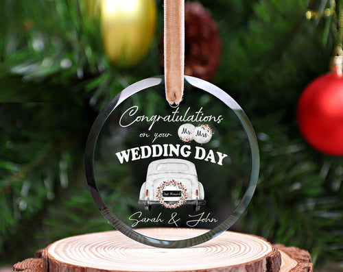 Couple Wedding Glass Ornament, Personalized Engagement Ornament, Custom Newlywed Gift, Bridal Shower Gift, Anniversary Gift, Mr And Mrs Gift