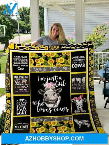 I'm Just A Girl Who Loves Cows Fleece Blanket
