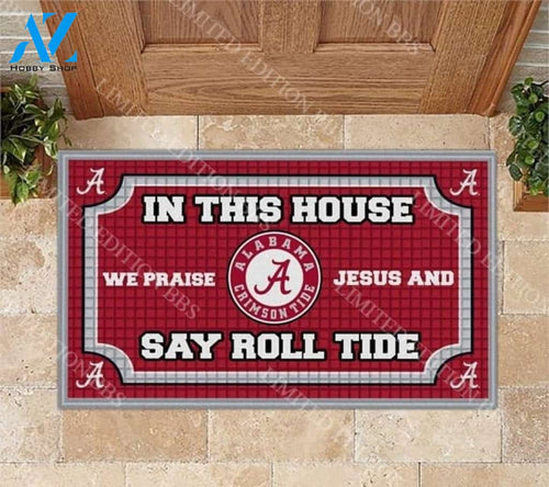 In this house we praise Jesus and say RT doormat- BBS