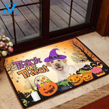 Labrador Retriever Halloween Trick Or Treat - Dog Doormat Welcome Mat Housewarming Gift Home Decor Funny Doormat Gift For Dog Lovers