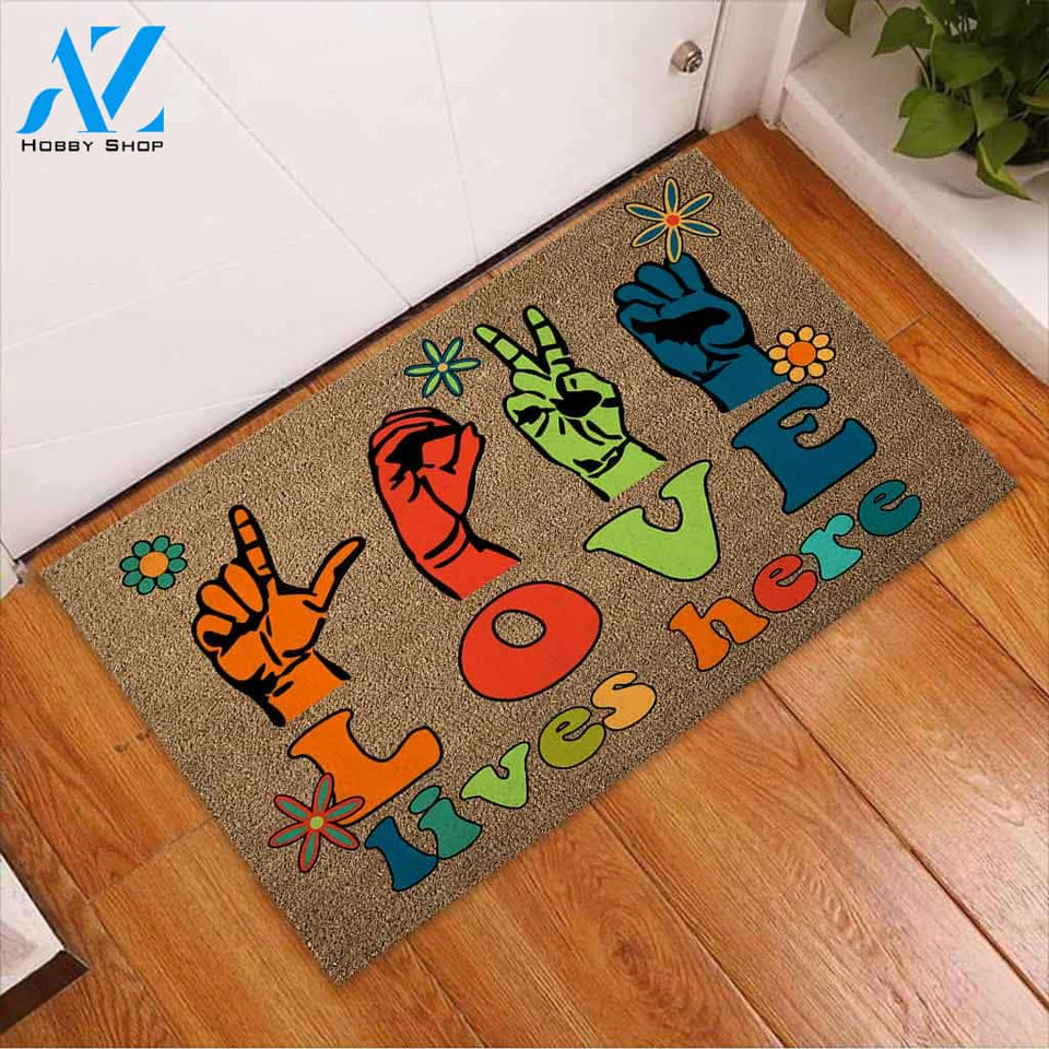Love Lives Here - American Sign Language Coir Pattern Print Doormat