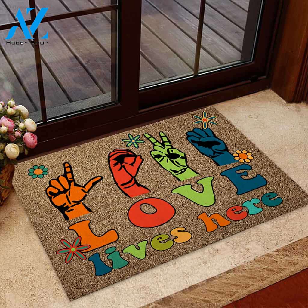 Love Lives Here - American Sign Language Coir Pattern Print Doormat