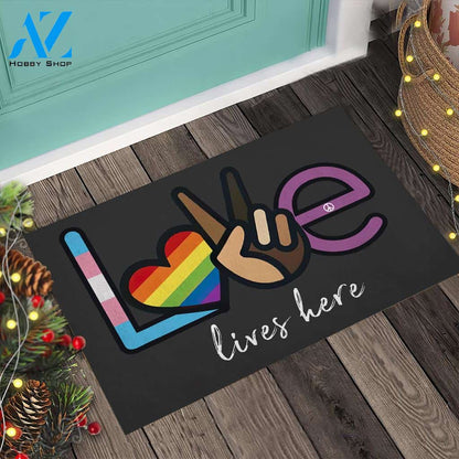 Love lives here - LGBT Support Doormat Gift For Friend Family Birthday Gift Home Decor Warm House Gift Welcome Mat