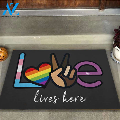 Love Lives Here - LGBT Support Doormat Gift For Friend Family Birthday Gift Home Decor Warm House Gift Welcome Mat
