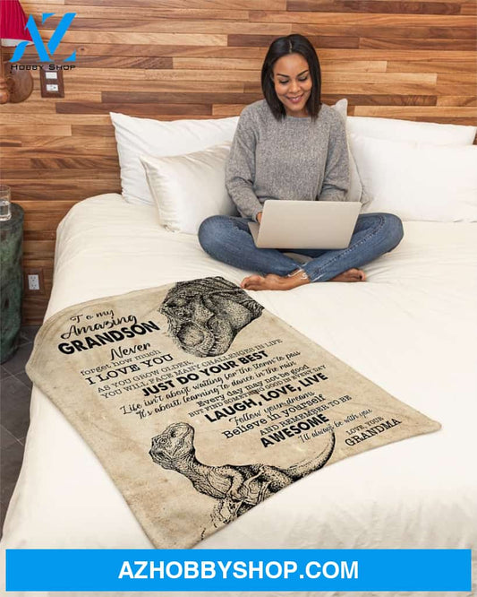 Never Forget I Love U Grandma To Grandson Fleece Blanket Gift For Grandchild