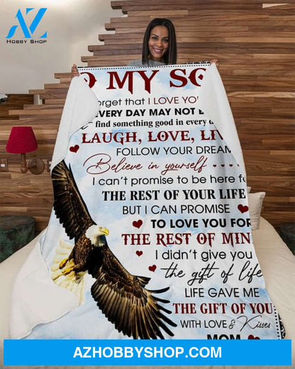 Never Forget That I Love You-Eagle Mom To Son Fleece Blanket Gift For Son