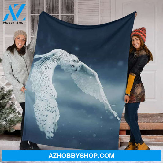 Owl Blanket, Snow Owl Flying, Premium Fleece Blanket